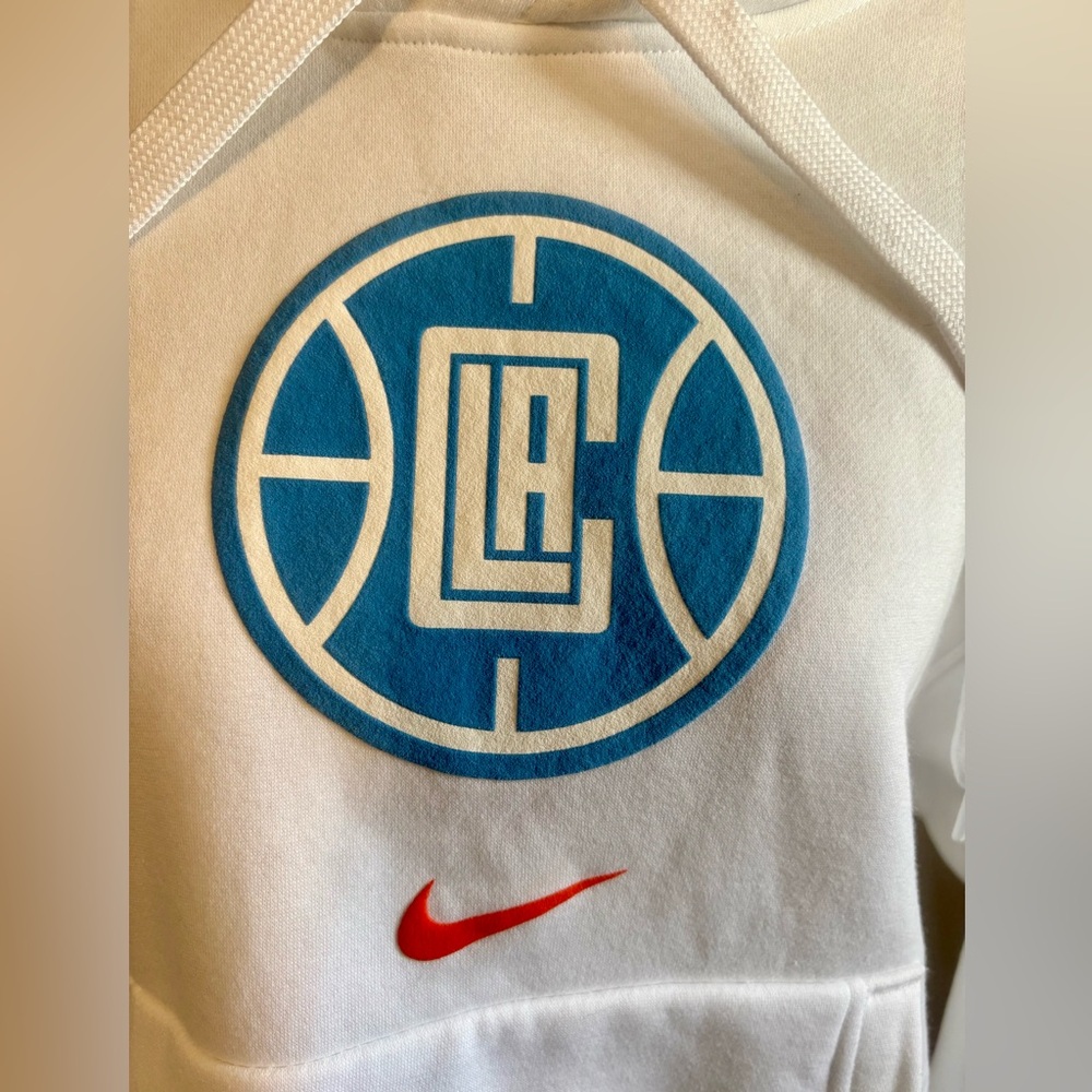 NIKE LA Clippers Essential Logo Cropped Pullover Hoodie - Picture 4 of 7